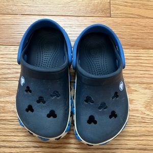 Toddler size 6/7 Mickey crocs